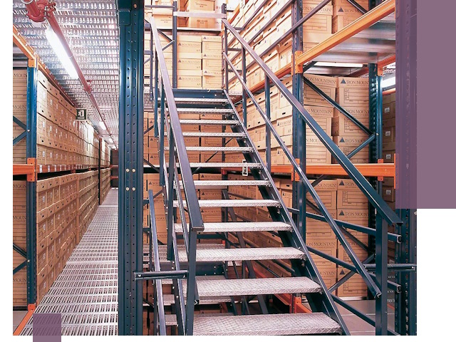 Лестницы складские прочные и безопасные под ключ в Ржеве