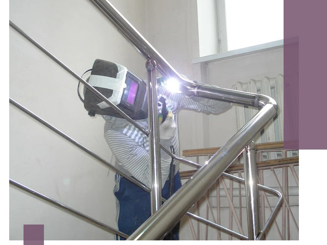 Монтаж перил и ограждений качественно в Ржеве