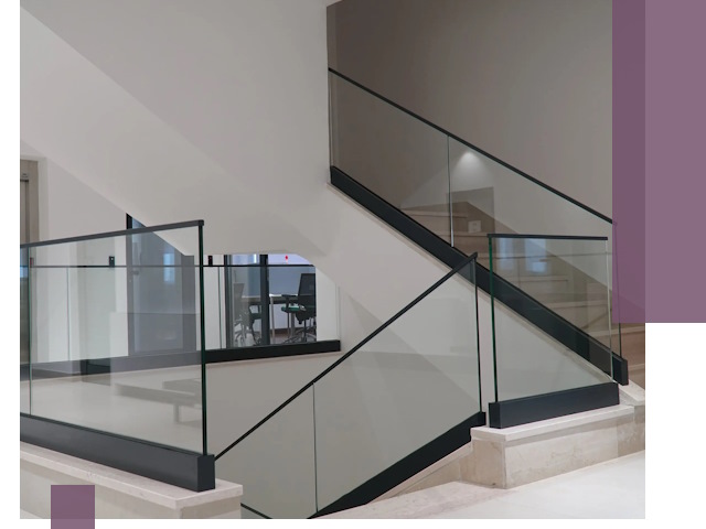 Стеклянные перила премиум-класса с установкой в Ржеве