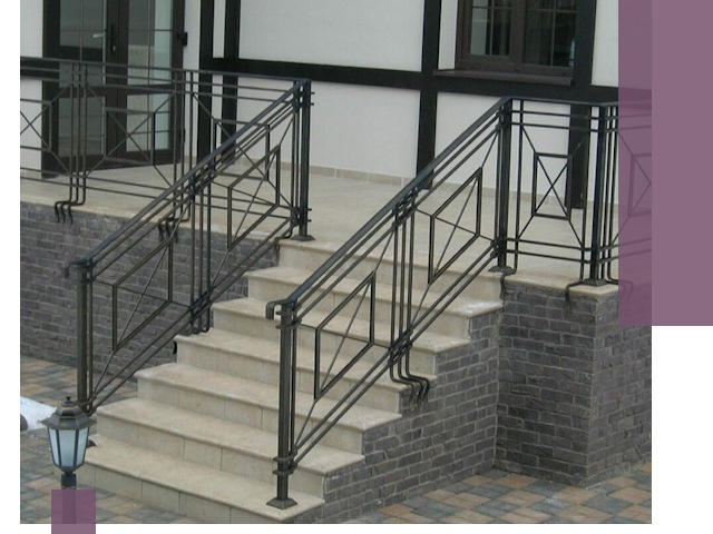 Перила для крыльца в Ржеве — монтаж, изготовление и установка