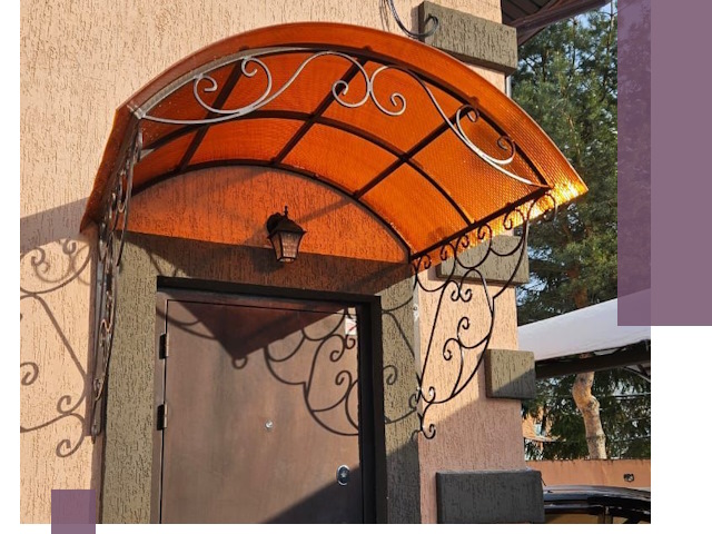 Демонтаж козырьков в Ржеве быстро и безопасно