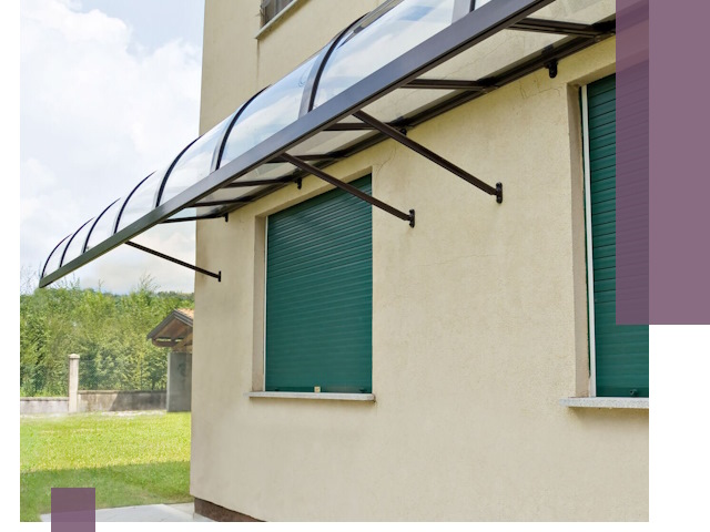 Козырьки над окнами в Ржеве — изготовление и монтаж по выгоде