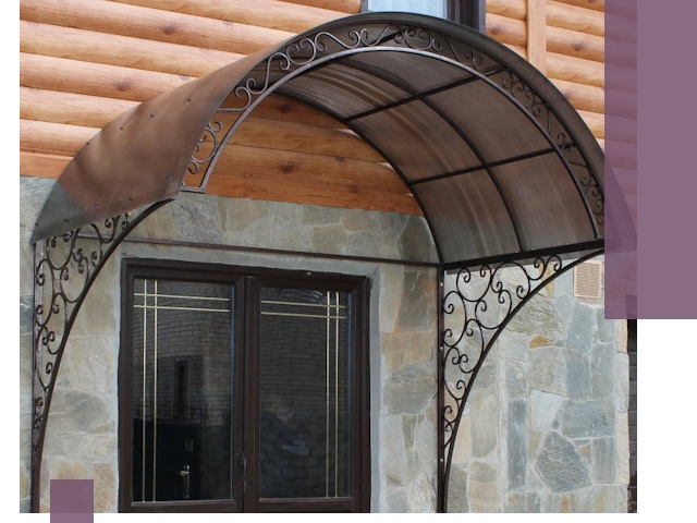 Арочные козырьки под ключ в Ржеве: изготовление и монтаж